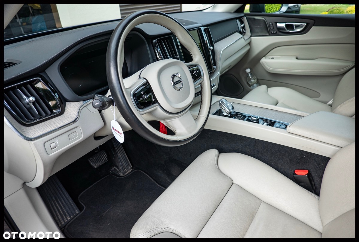 Volvo XC 60 B5 B AWD Inscription - 9
