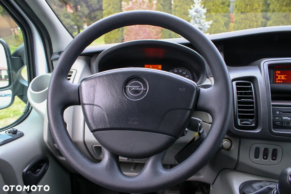 Opel Vivaro - 32