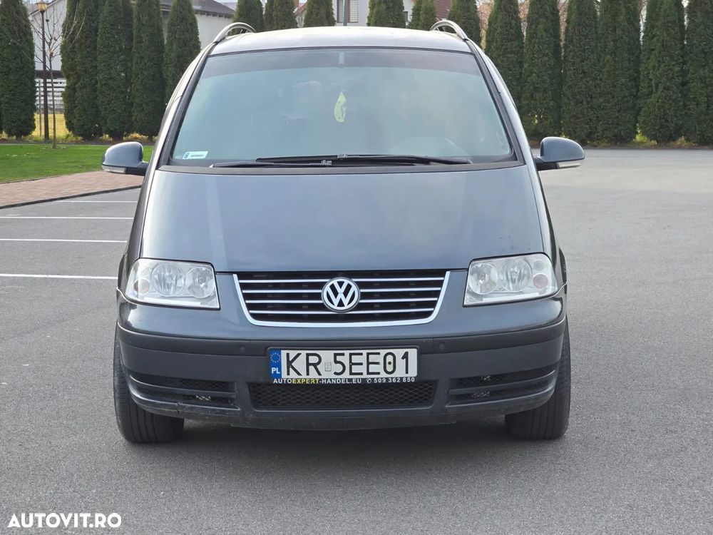 Volkswagen Sharan 1.9 TDI Comfortline Family - 11
