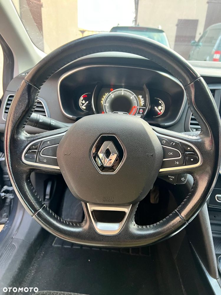Renault Megane 1.5 dCi Intens EDC - 8