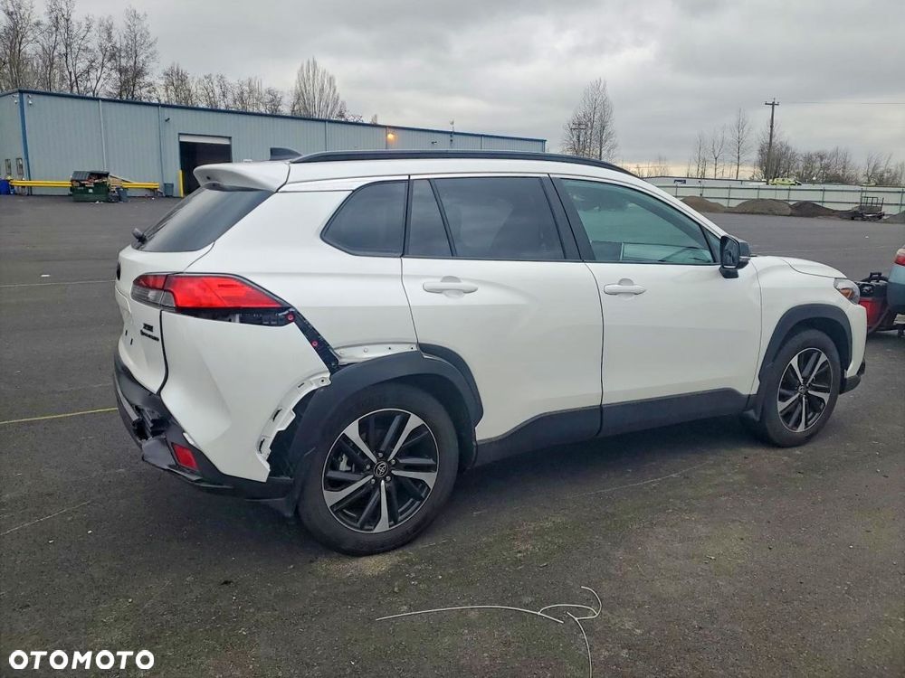 Toyota Corolla Cross - 5