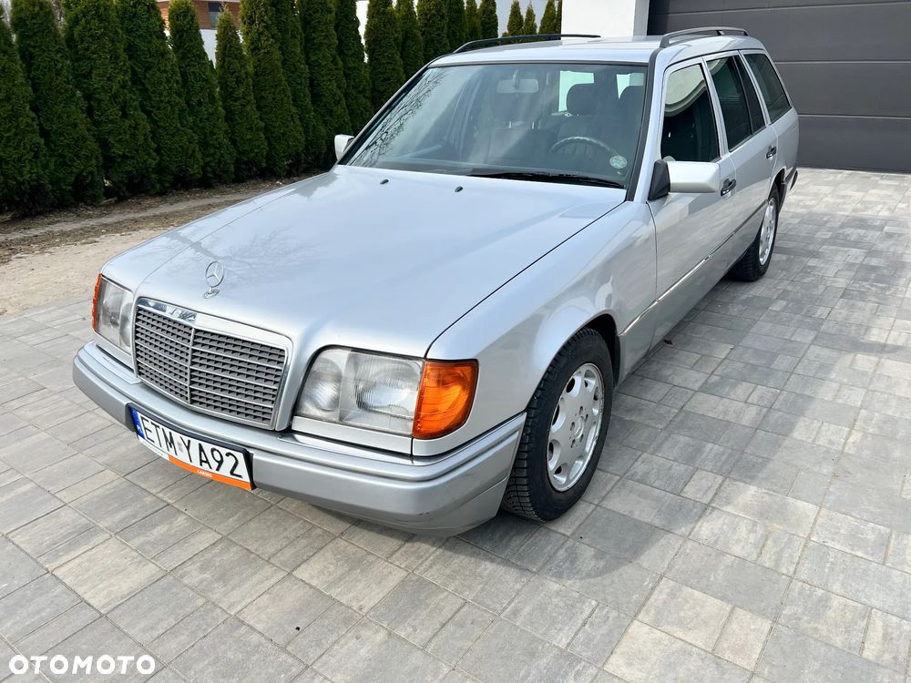 Mercedes-Benz Klasa E - 1
