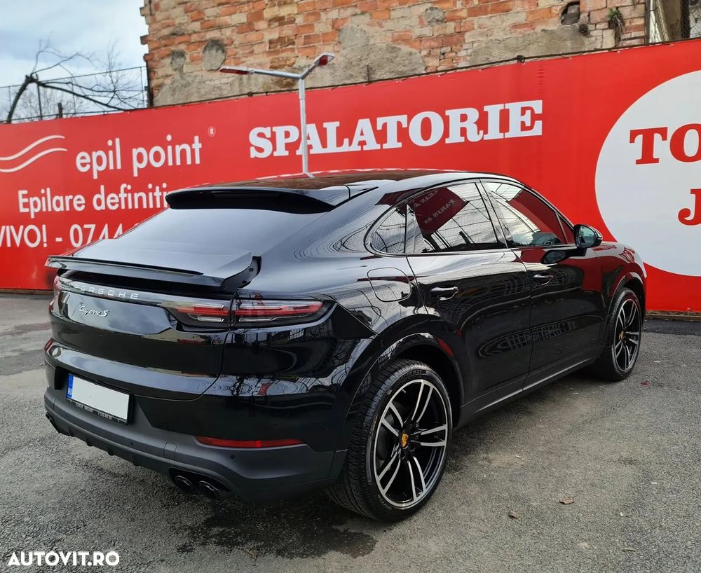 Porsche Cayenne Coupe - 19