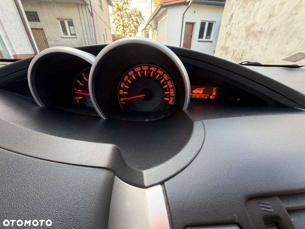 Toyota Corolla Verso 2.0 D-4D Prestige 7os - 26