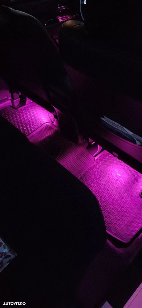 Mitsubishi Outlander 2.0 4WD - 27