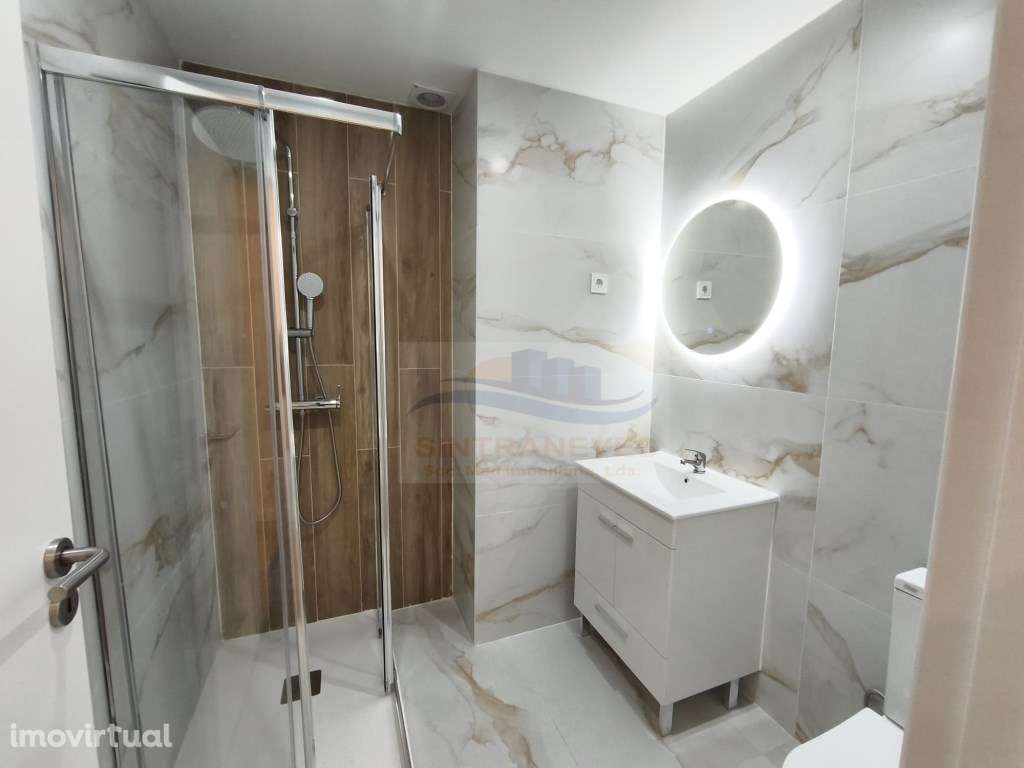 Fantástico T2 totalmente Remodelado, com arrecadação em Odivelas Ju... - Grande imagem: 2/15