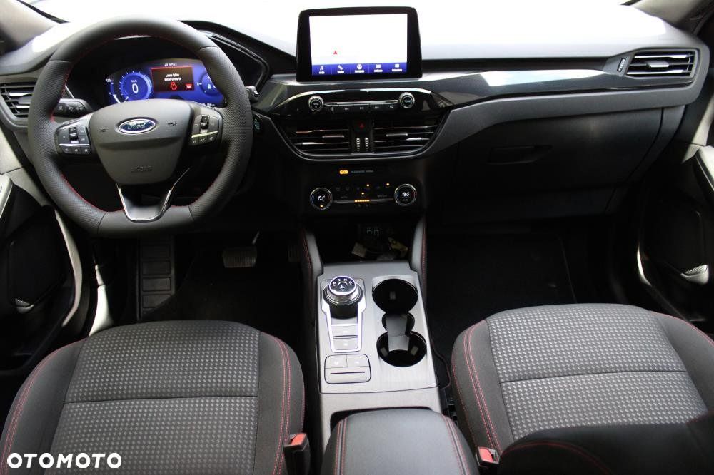 Ford Kuga - 11