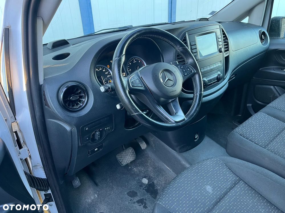 Mercedes-Benz VITO - 17