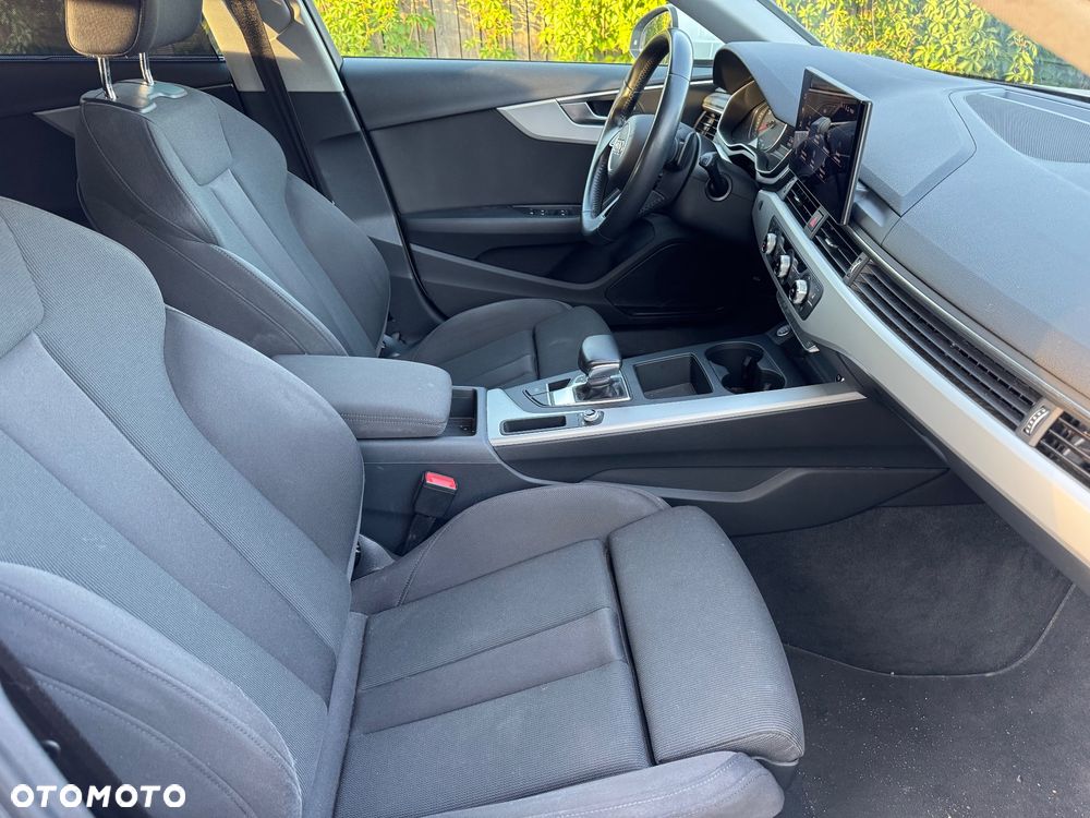 Audi A4 Avant 40 TDI S tronic S line - 12