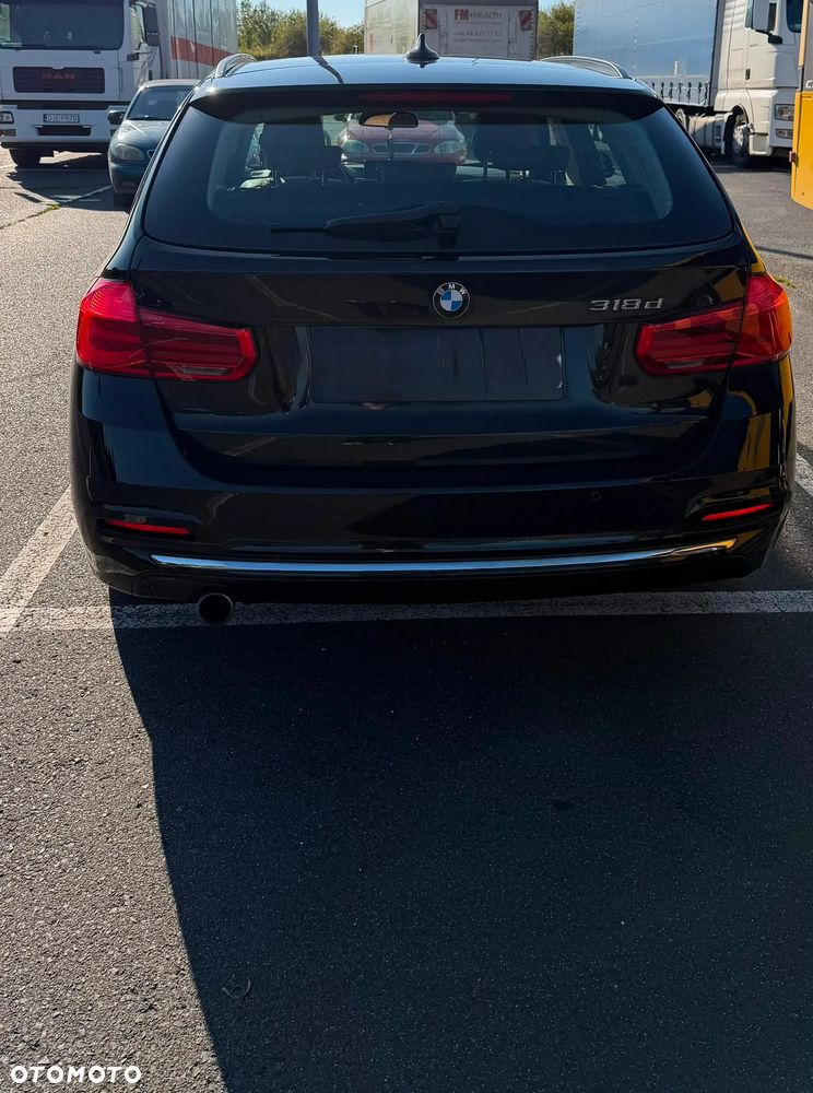 BMW Seria 3 318d Edition Luxury Line Purity - 13