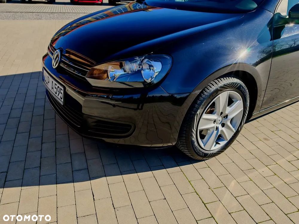 Volkswagen Golf 2.0 TDI SCR Comfortline - 15