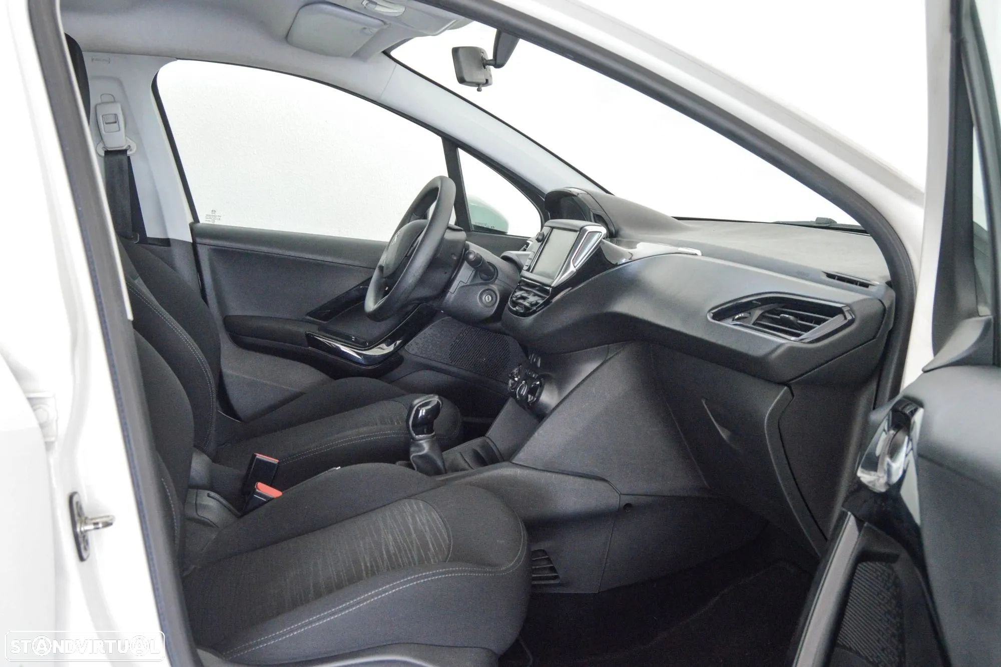 Peugeot 208 Van 1.5 BlueHDI 2L - IVA dedutível - 22