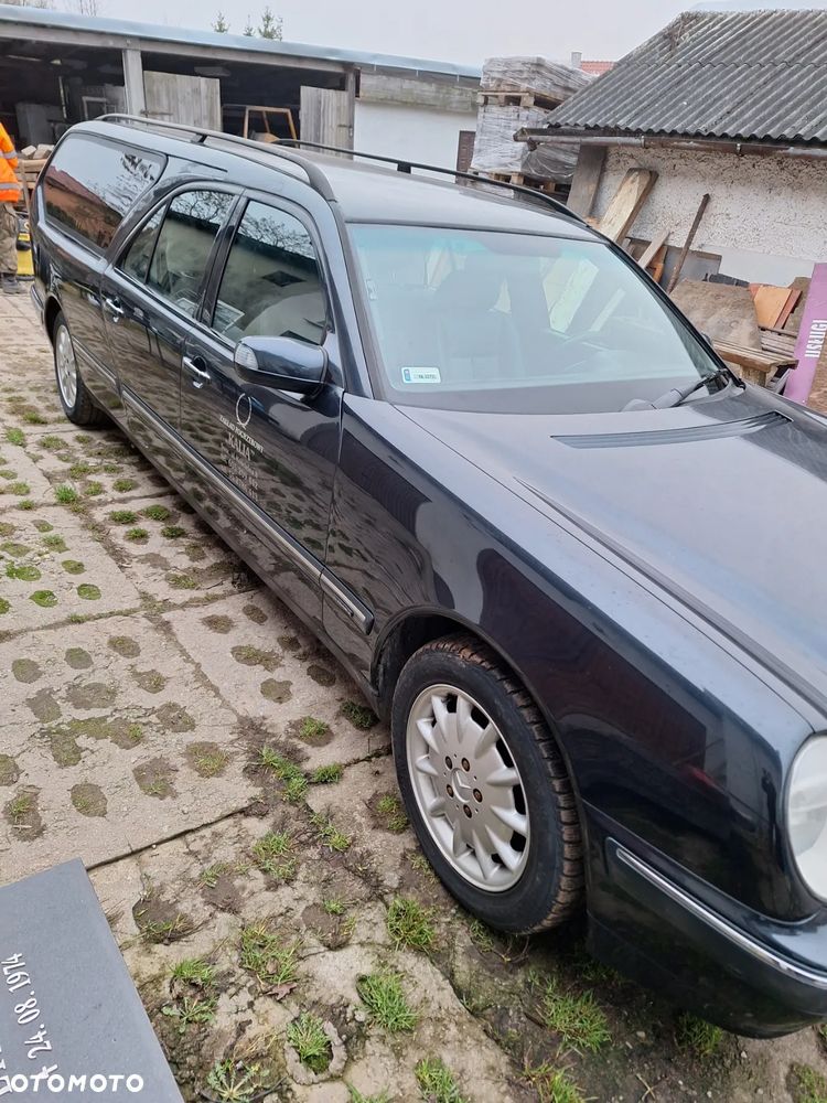 Mercedes-Benz Klasa E 280 T 4 Matic Elegance - 5