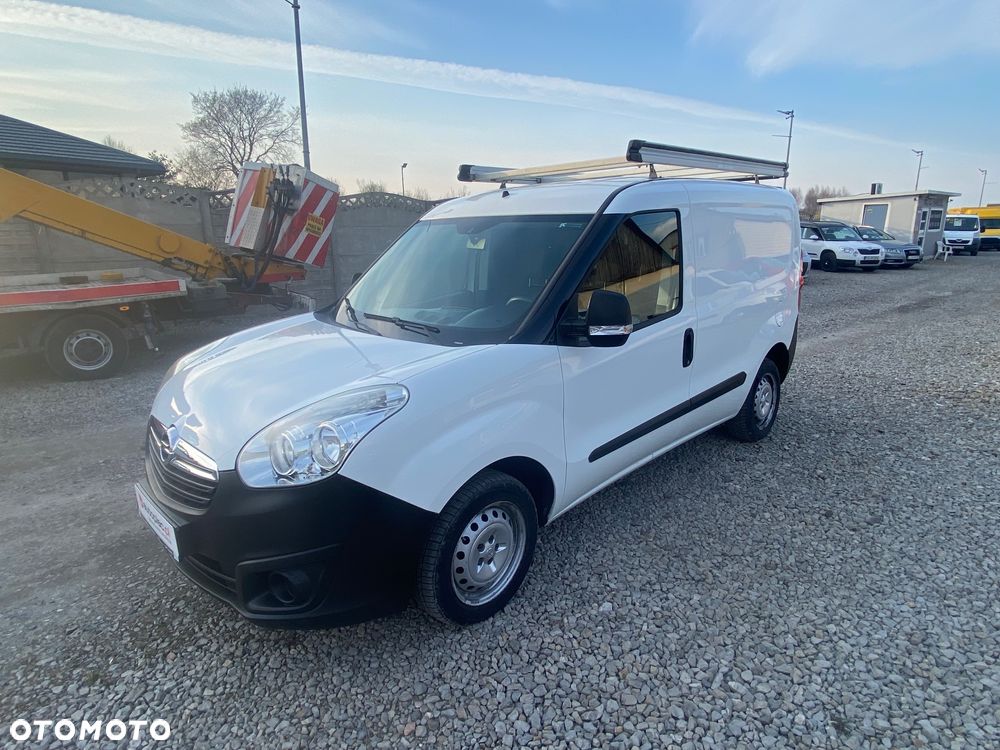 Opel Combo - 1