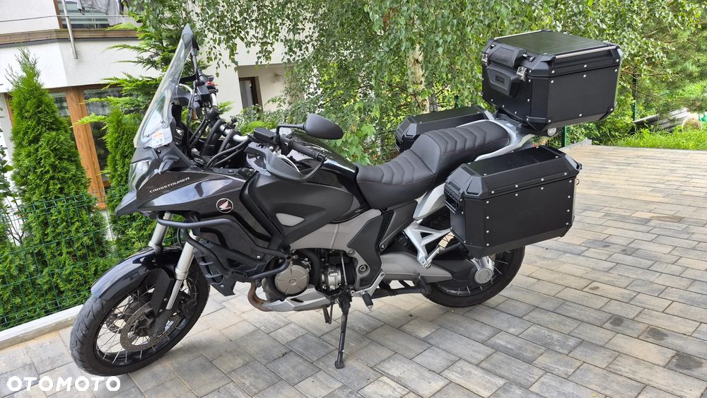 Honda VFR - 1