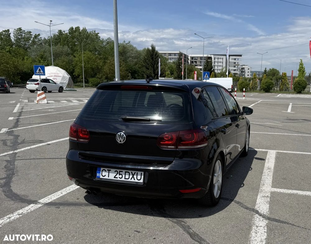 Volkswagen Golf - 4