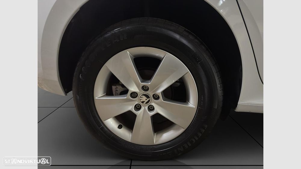 Skoda Kamiq 1.0 TSI Ambition DSG - 13