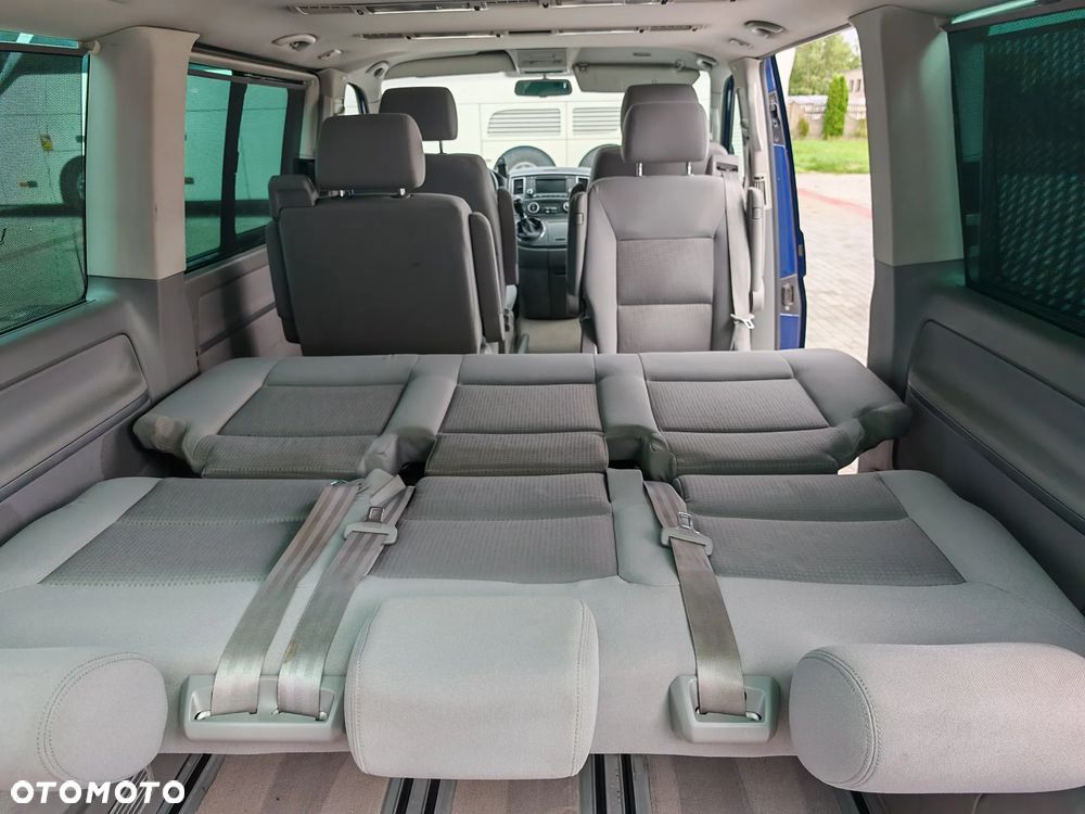 Volkswagen Multivan - 28