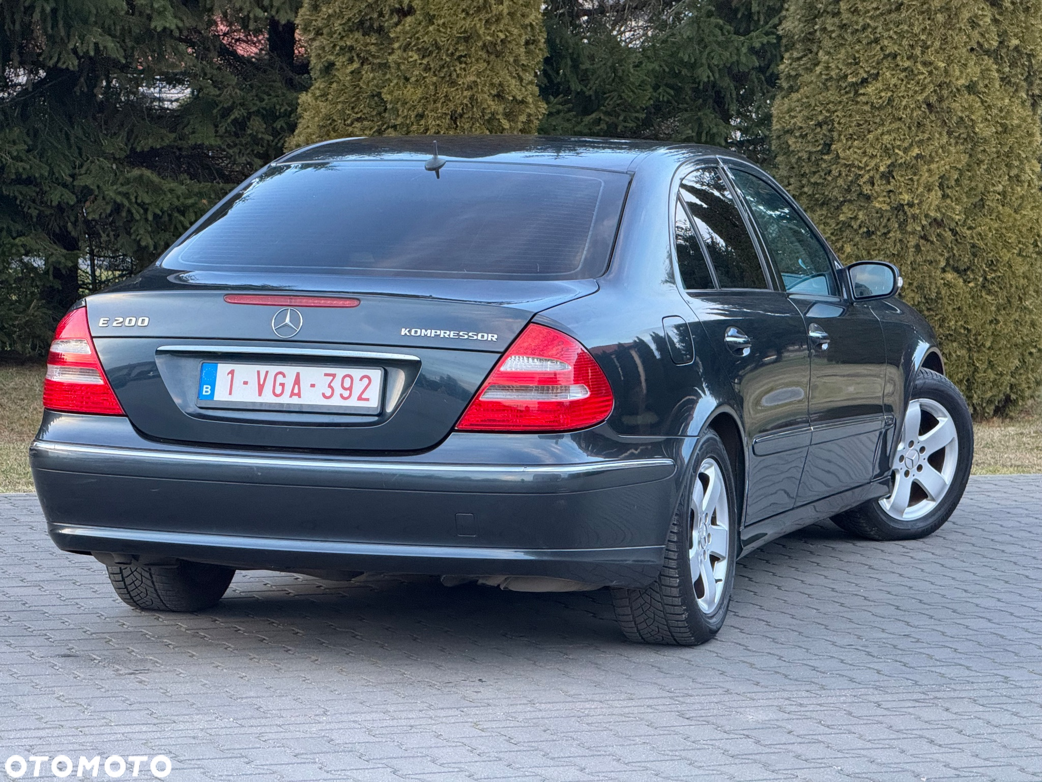 Mercedes-Benz Klasa E 200 T Kompressor Avantgarde Sport Edition - 28