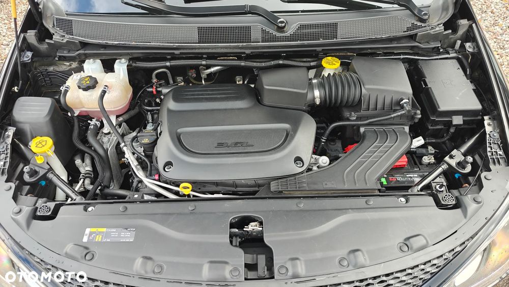 Chrysler Pacifica - 33