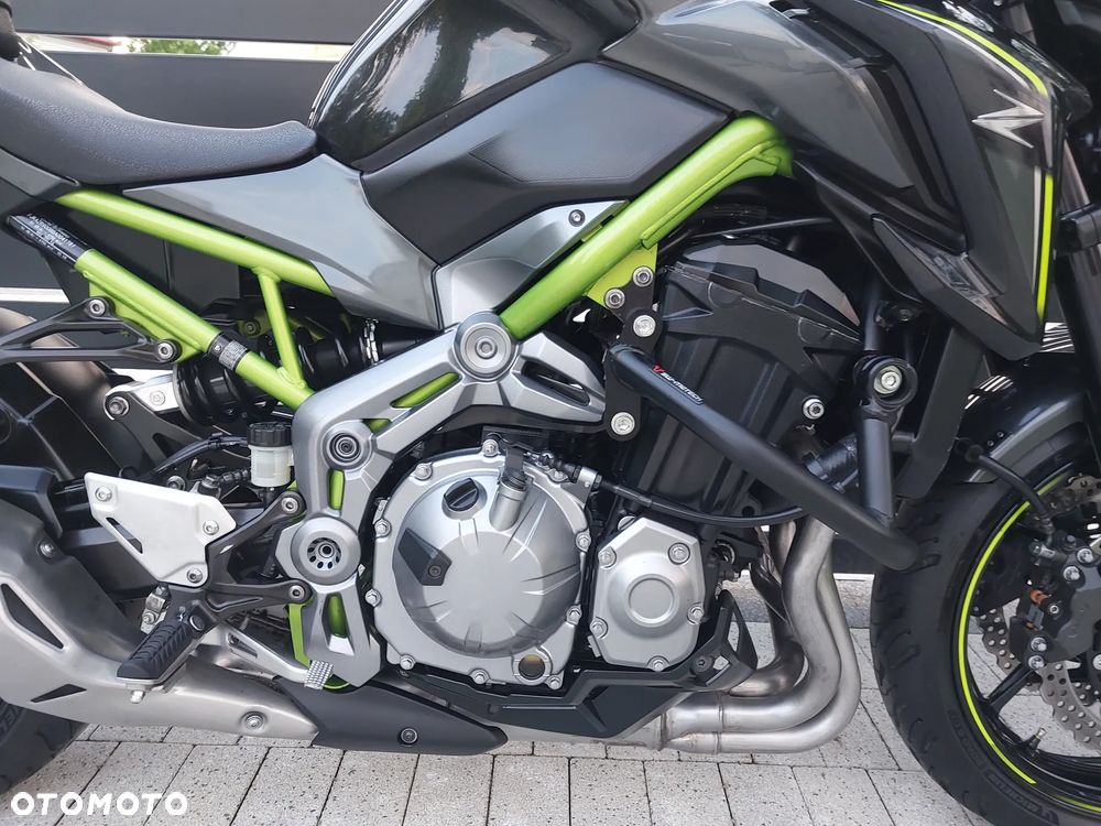 Kawasaki Z 900 - 8