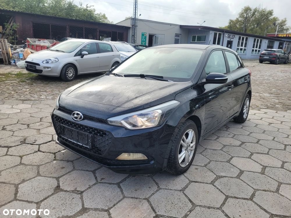 Hyundai i20 1.1 CRDi Comfort - 1