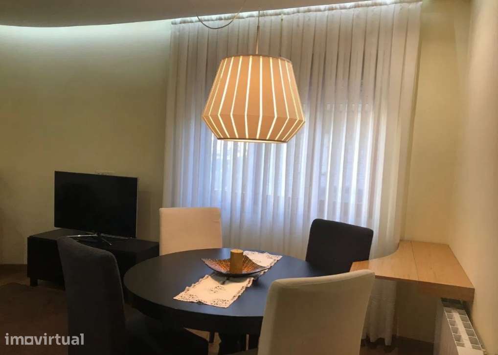 T2 no centro de Sines - AGENDAMENTO VISITAS - Grande imagem: 2/11