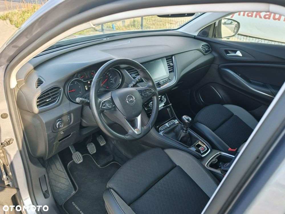 Opel Grandland X - 24