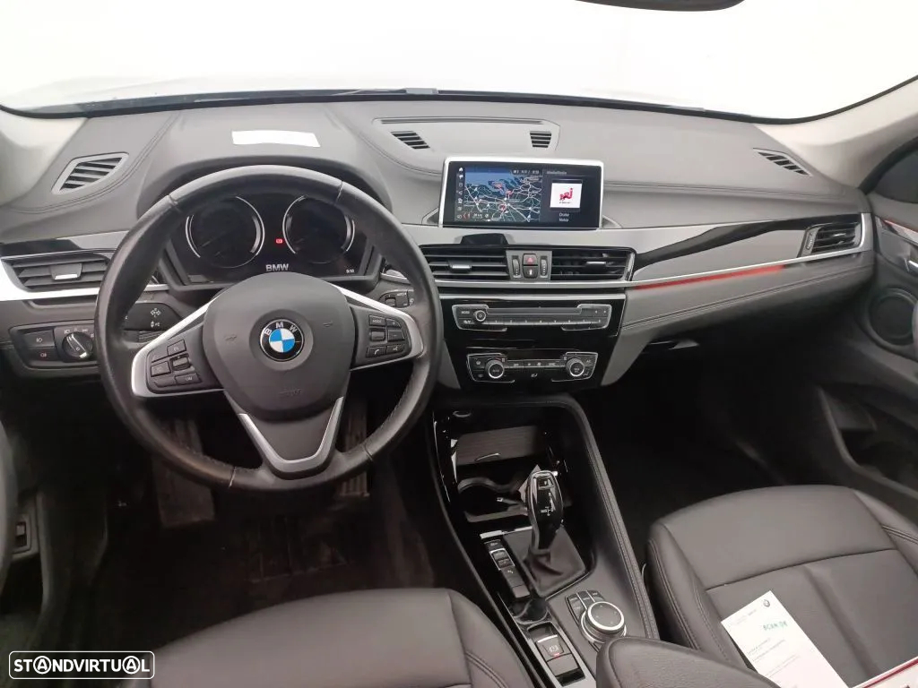 BMW X1 16 d sDrive Auto Line Sport - 8
