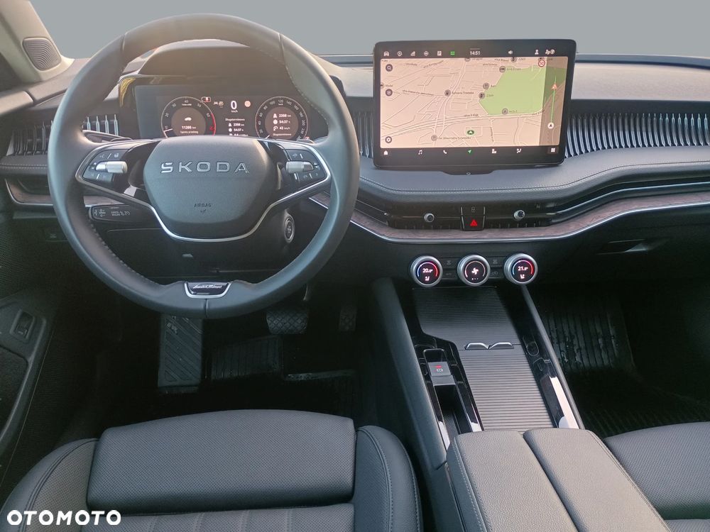 Skoda Superb 2.0 TSI L&K DSG - 25