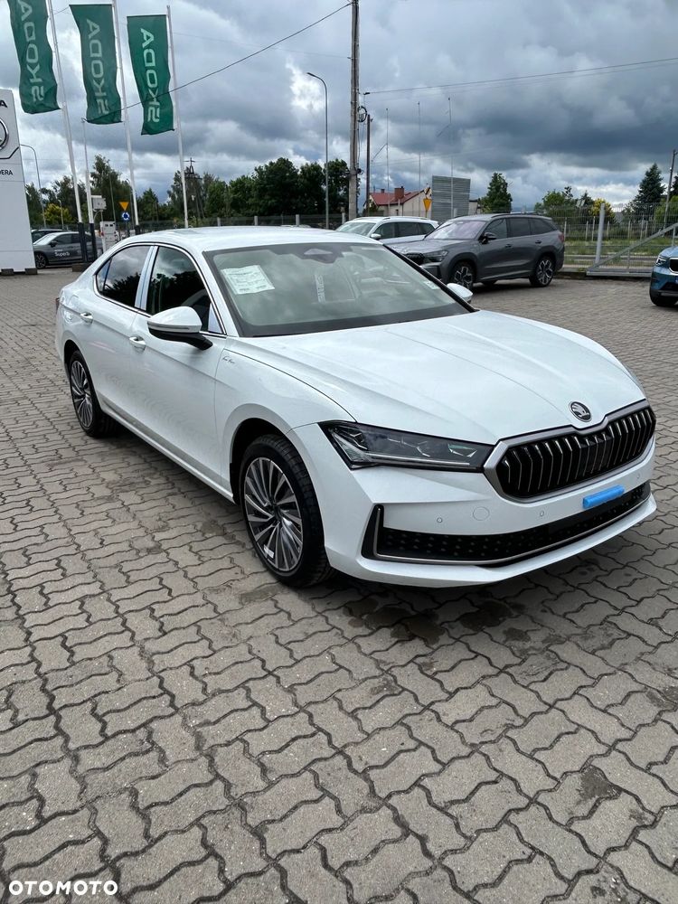 Skoda Superb 2.0 TSI L&K DSG - 7