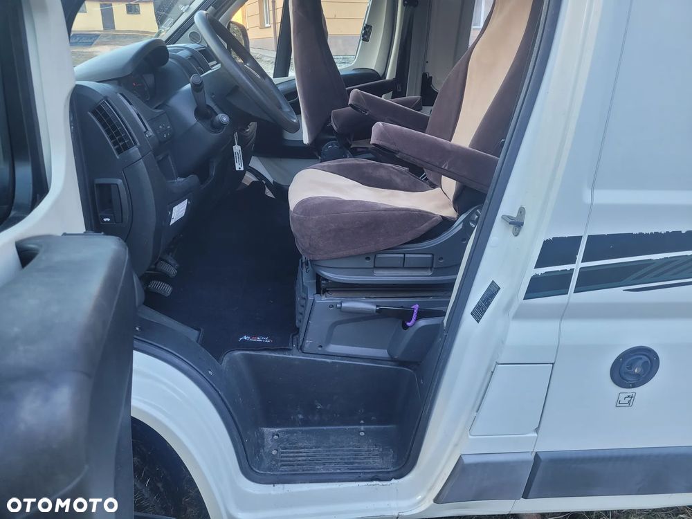 Fiat Font VENDOME - 24