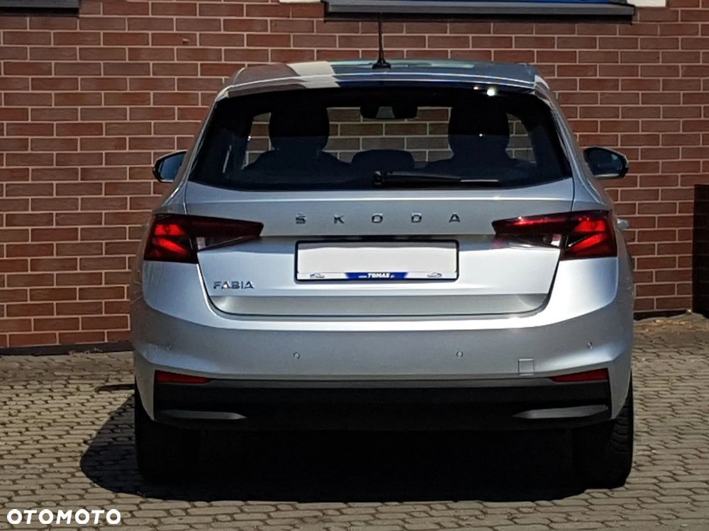 Skoda Fabia 1.0 Ambition - 23
