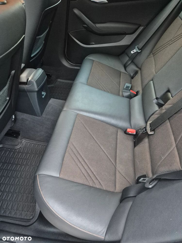 BMW X1 xDrive18d xLine - 20