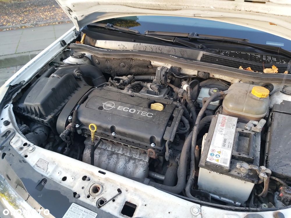 Opel Astra III 1.6 Enjoy - 15