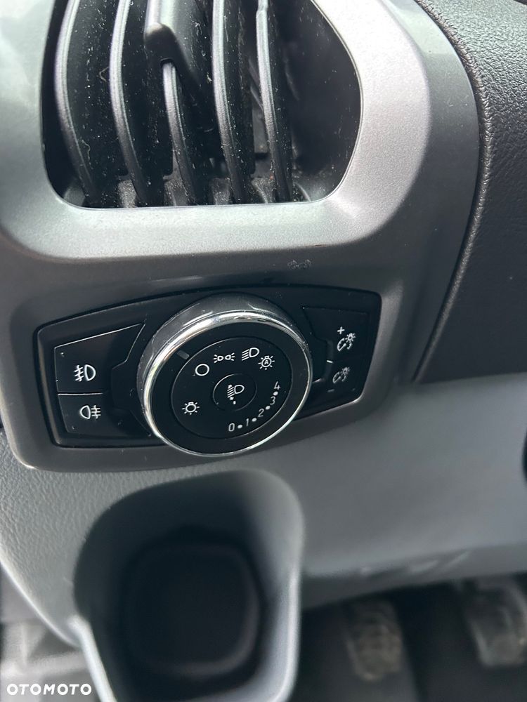 Ford Transit Custom - 32