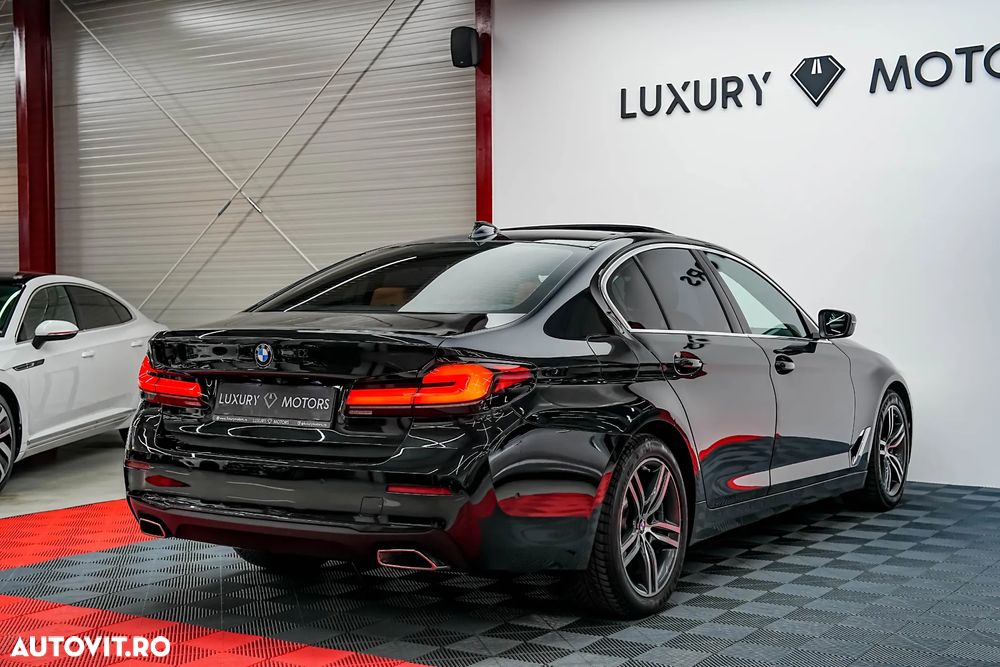 BMW Seria 5 518d AT - 12