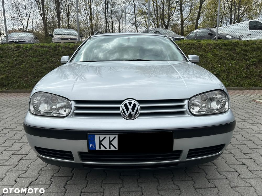 Volkswagen Golf 1.6 Basis - 2