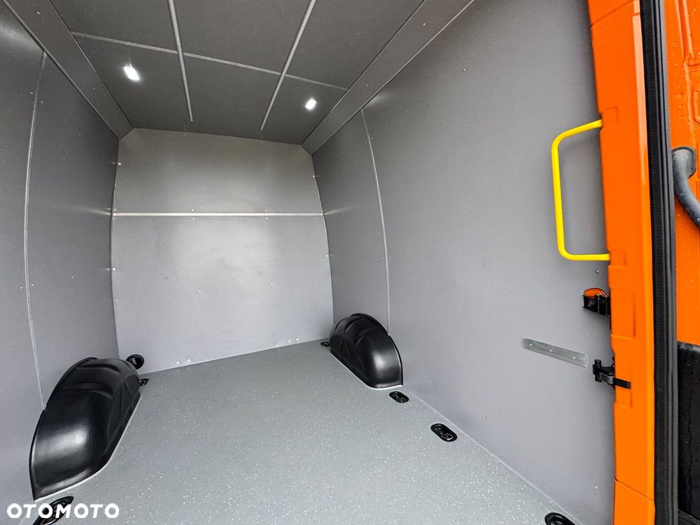 Volkswagen Crafter - 20