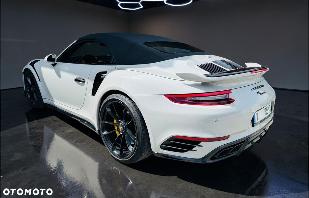 Porsche 911 - 18