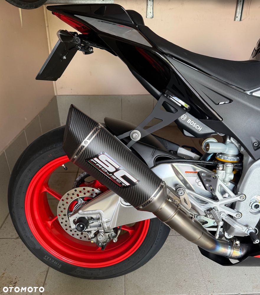 Aprilia RSV - 12