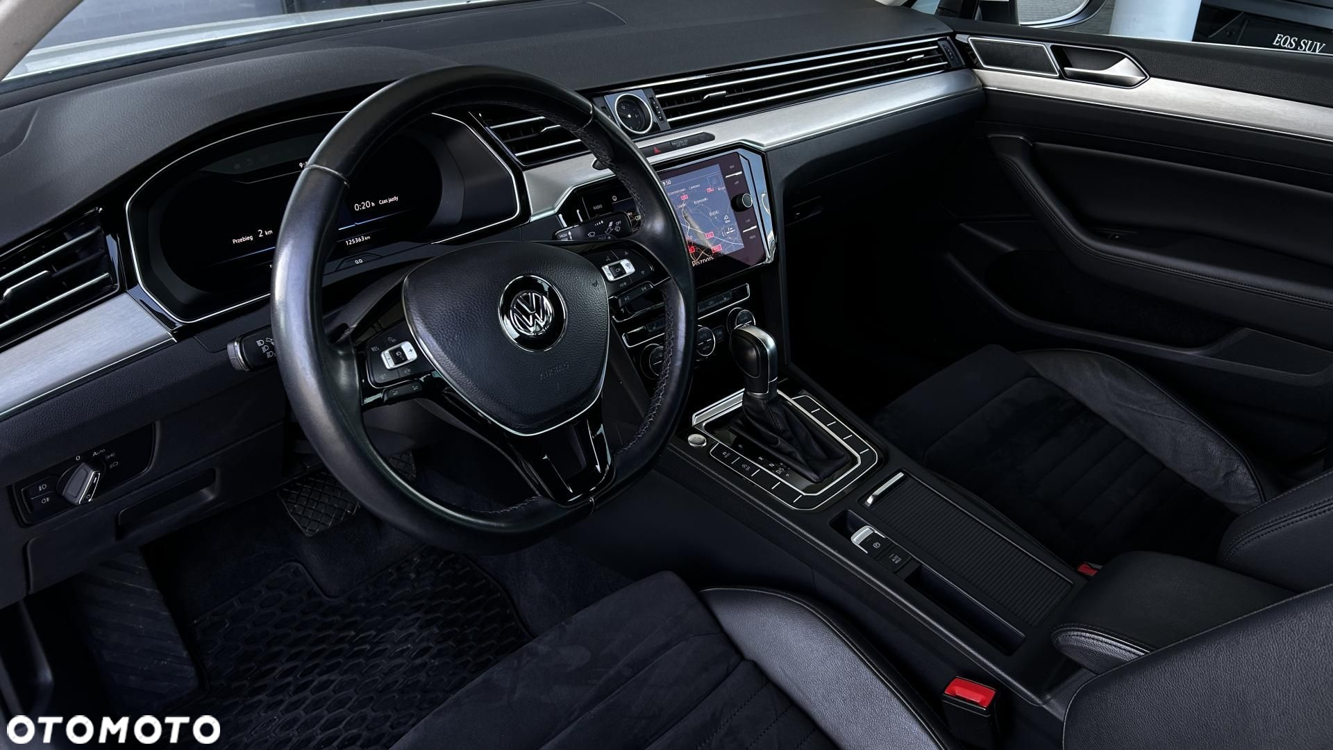 Volkswagen Passat - 10