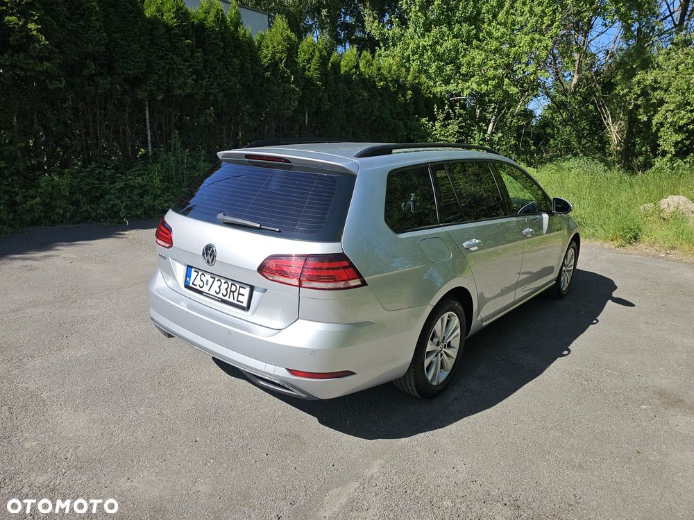 Volkswagen Golf - 3