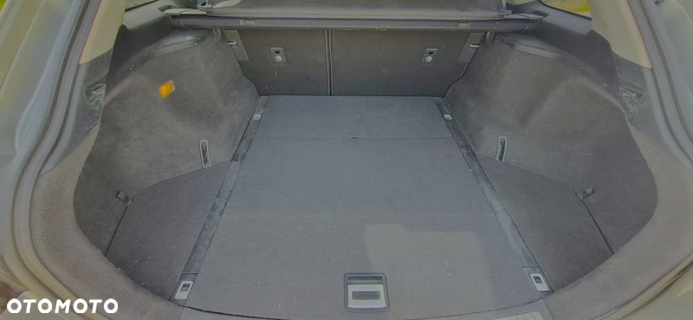 Toyota Avensis 1.6 D-4D Active - 18