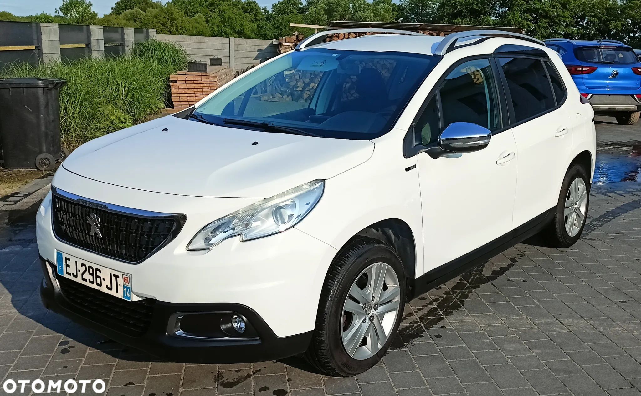 Peugeot 2008 1.2 Pure Tech Style S&S - 1