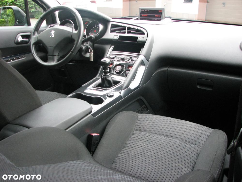Peugeot 3008 HDi FAP 110 Platinum - 19