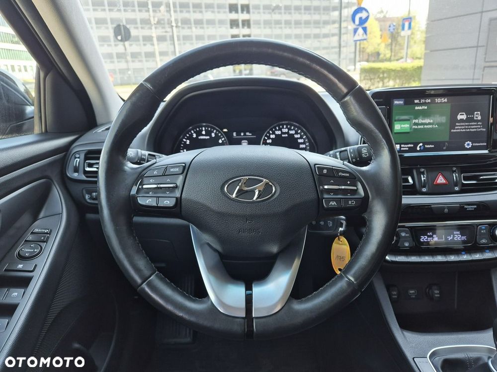 Hyundai i30 1.5 T-GDI 48V Smart - 16