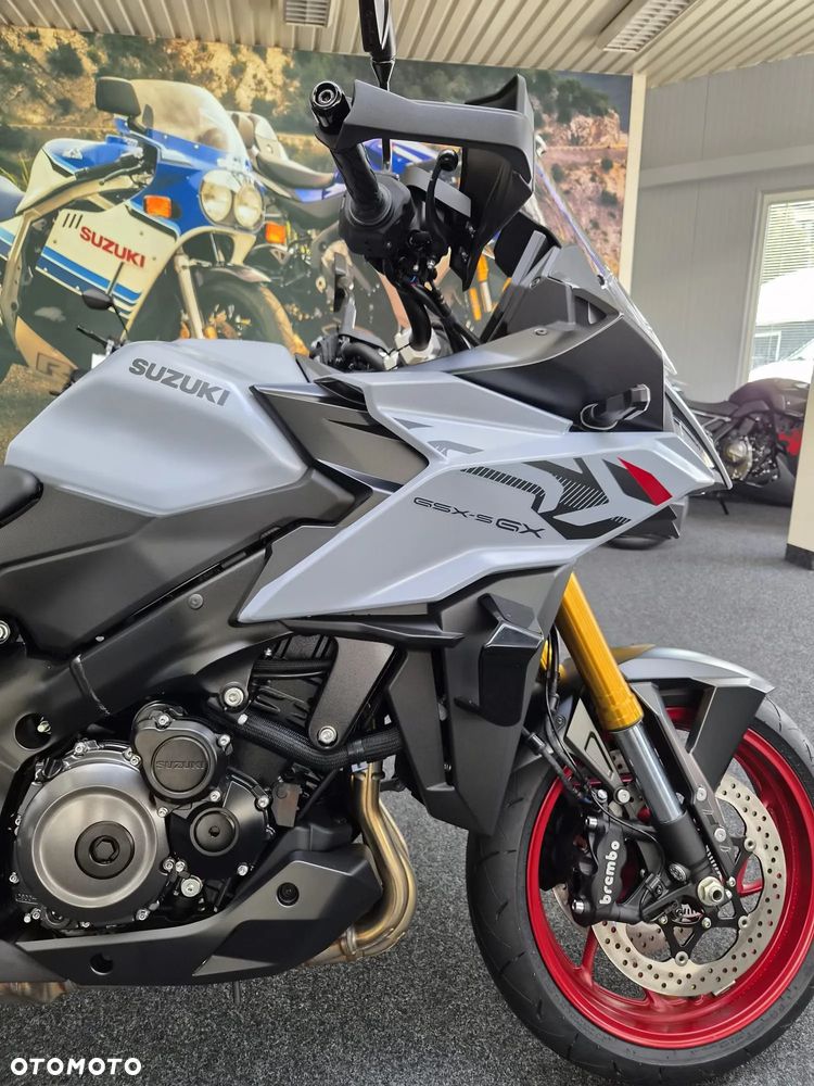 Suzuki GSX 1000 - 13