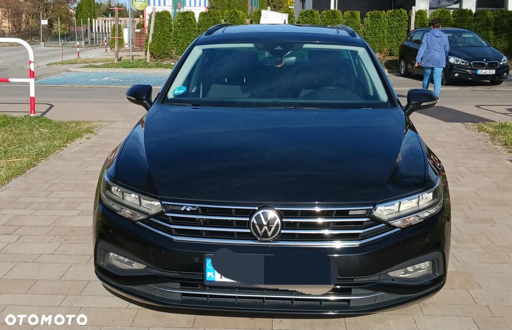 Volkswagen Passat 2.0 TDI SCR DSG Elegance - 16