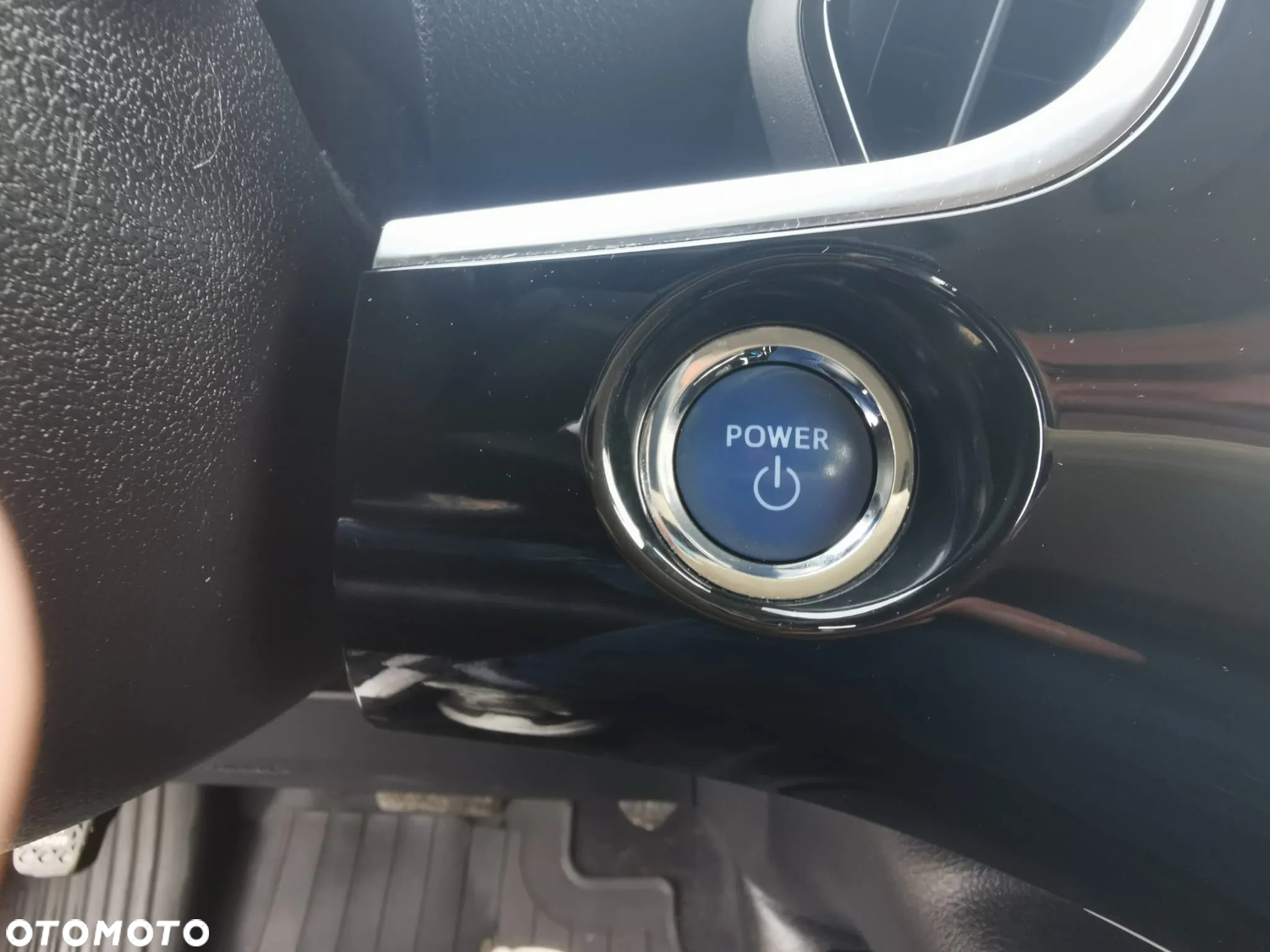 Toyota Prius Plug-in (Hybrid) Comfort - 28